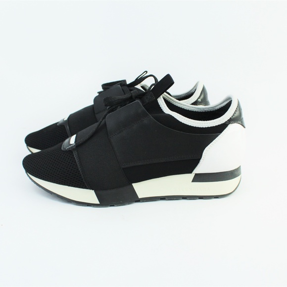 Balenciaga's Race Runner Black Low Top Sneakers 38 - Picture 4 of 7